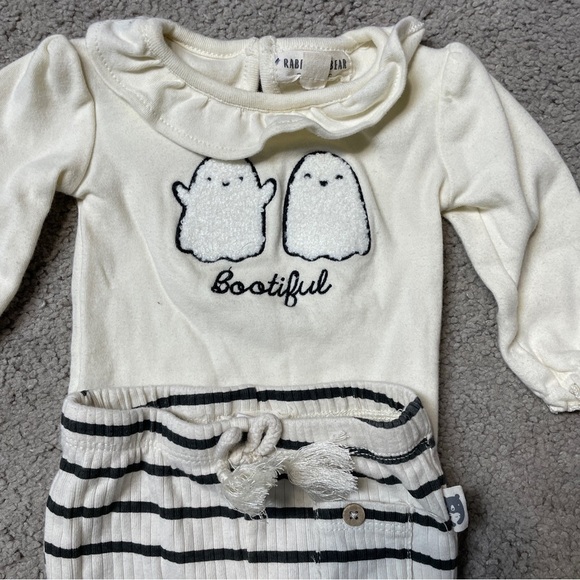 Rabbit + Bear Bootiful Ghost Onesie and Pants set, baby size 0-3 months - Picture 2 of 7